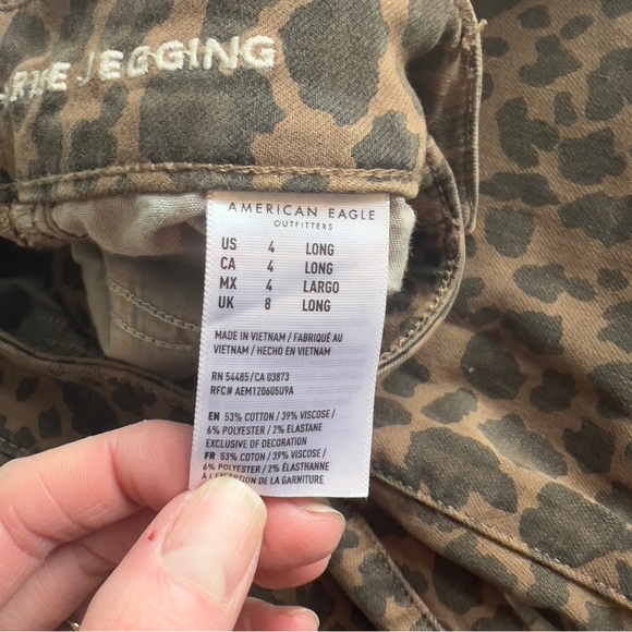 American Eagle Outfitters leopard print pants - Picture 4 of 4